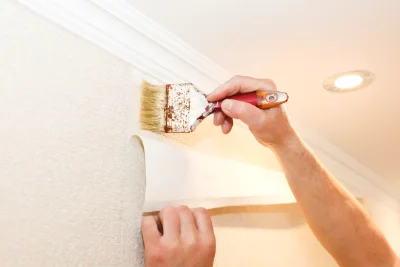 Pose de papier peint à Droué — revêtements muraux et toiles de verre